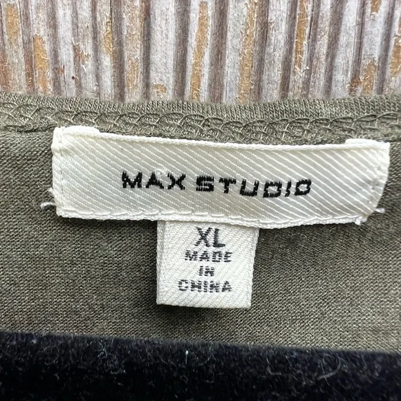MAX STUDIO Green Long Sleeve w White Stitching Women’s XL - Picture 5 of 10